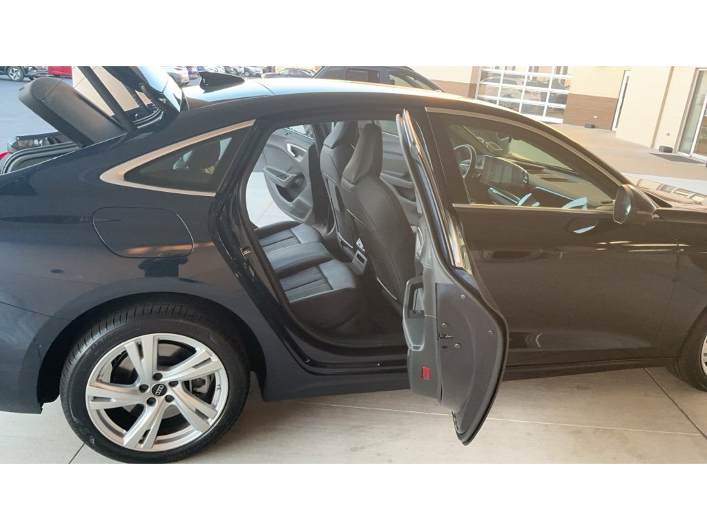 Used 2025 Audi A5 2.0T Premium Plus image 15