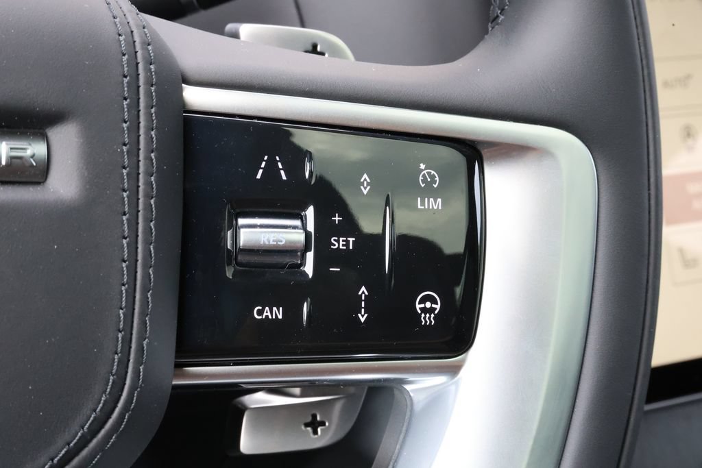 New 2026 Land Rover Range Rover Long Wheelbase SE AWD/4WD image 14