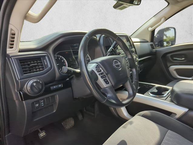Used 2024 Nissan Titan SV w/ SV Convenience Package RWD image 13