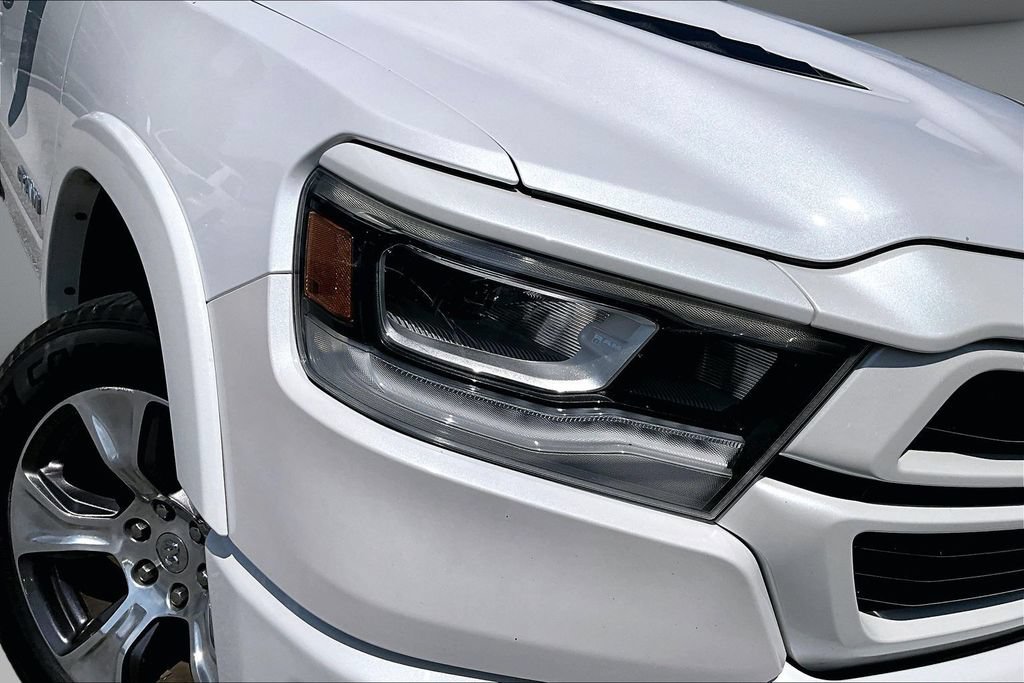 Used 2019 RAM 1500 Laramie w/ Sport Appearance Package AWD/4WD image 33