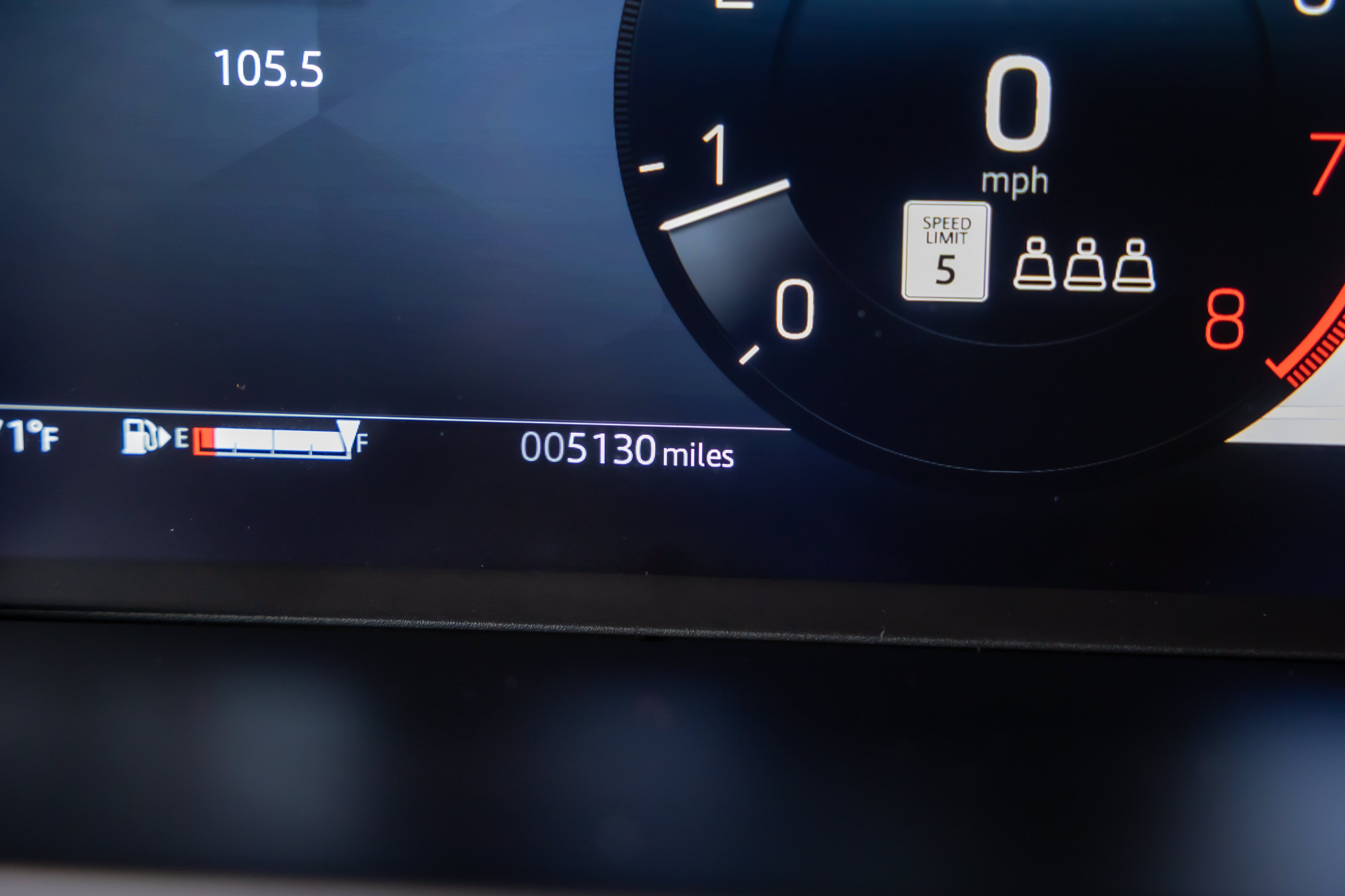 Used 2026 Land Rover Defender 110 OCTA AWD/4WD image 16