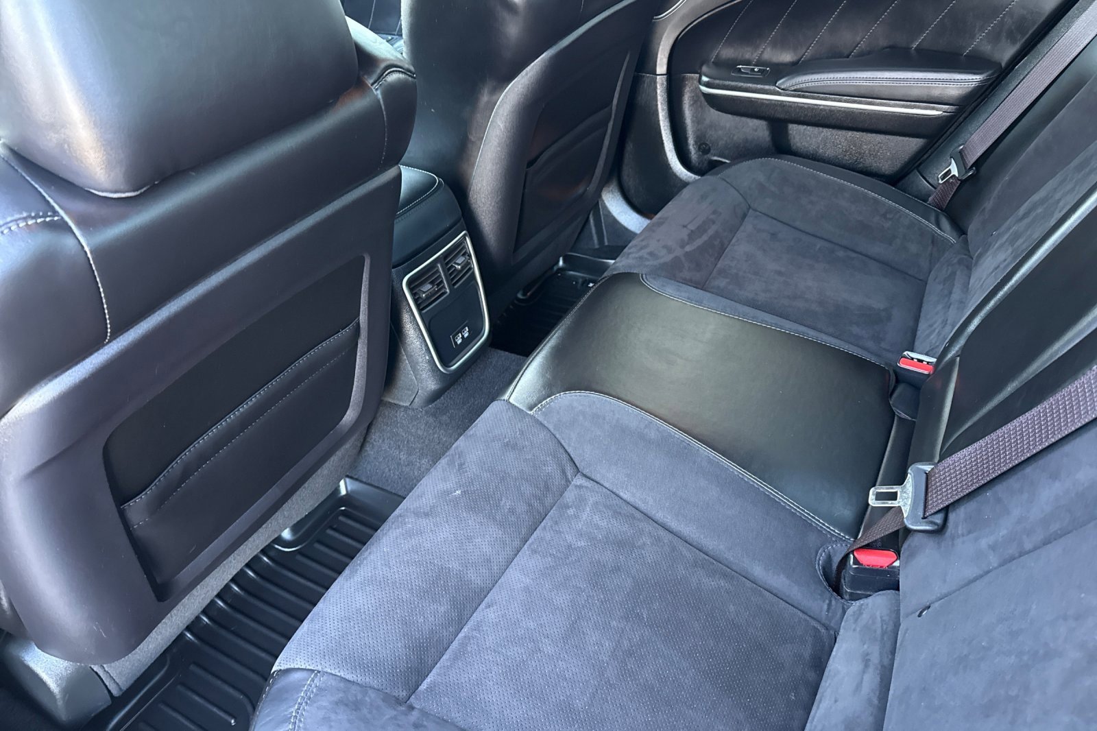 Used 2023 Dodge Charger Scat Pack w/ Plus Group image 12