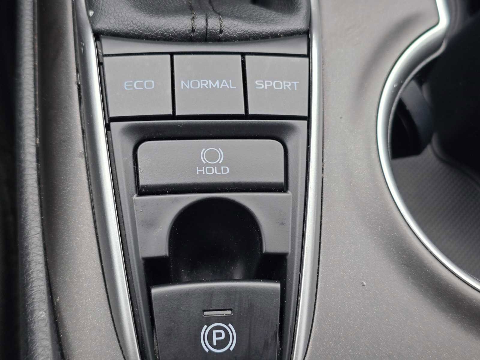 Used 2024 Toyota Camry XLE image 33