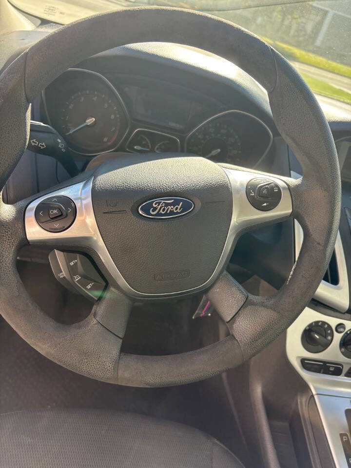 Used 2014 Ford Focus SE image 13