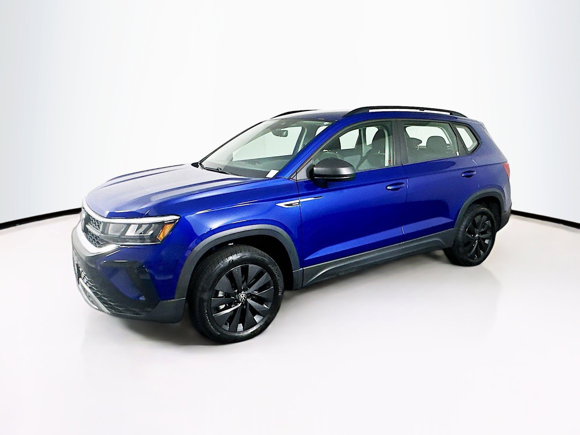 Used 2023 Volkswagen Taos S image 4