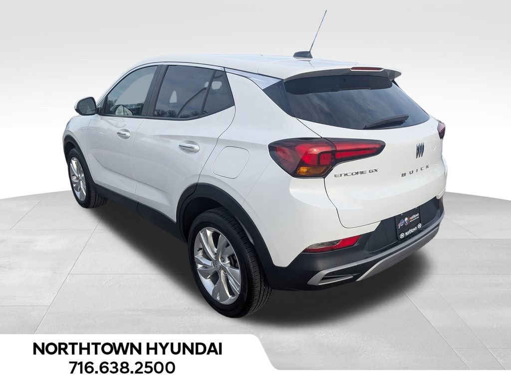 Used 2024 Buick Encore GX Preferred FWD image 3