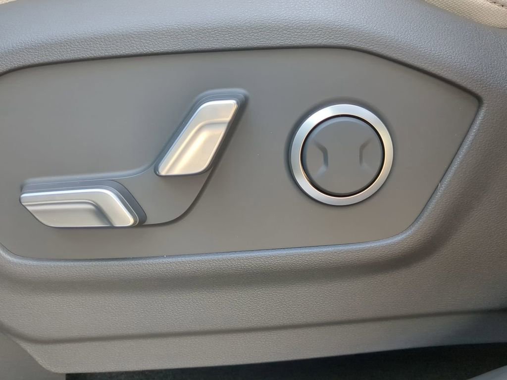 New 2026 Hyundai Santa Fe SEL FWD image 24