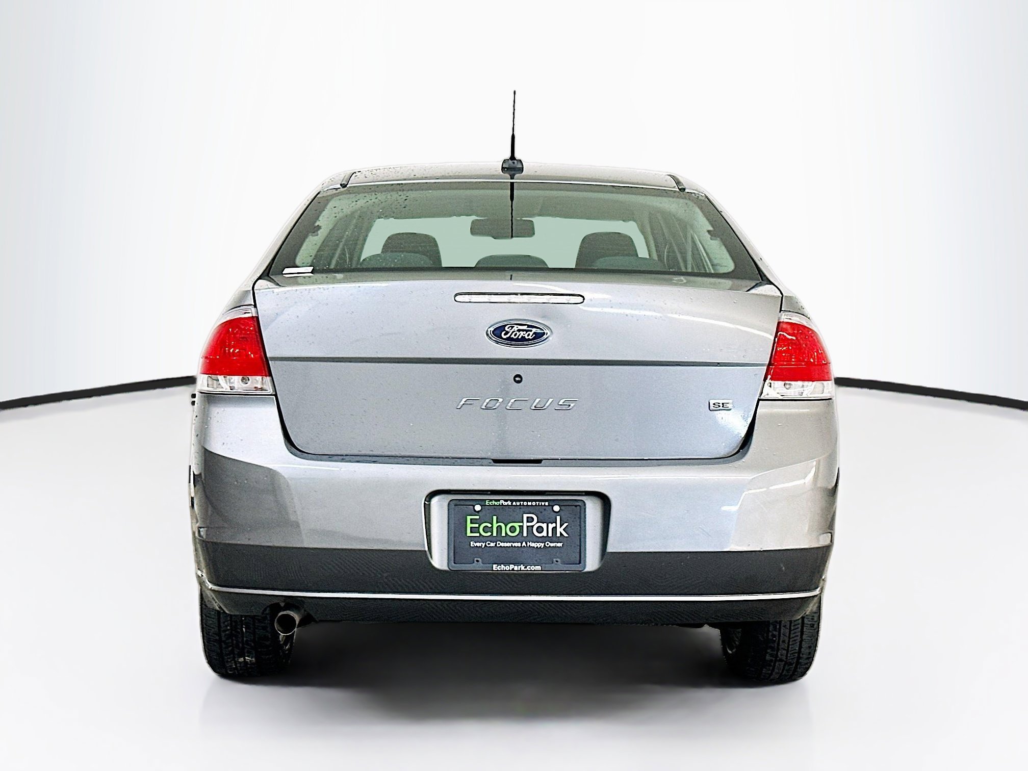 Used 2009 Ford Focus SE FWD image 7