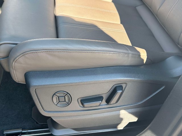 Certified 2025 Audi Q5 Premium Plus AWD/4WD image 22