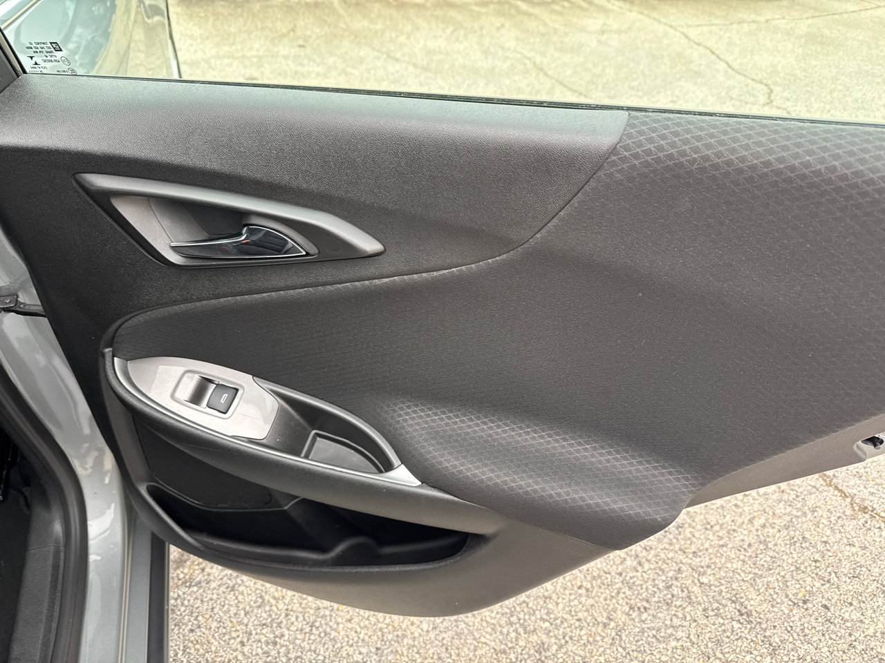 Used 2025 Chevrolet Malibu LT image 14