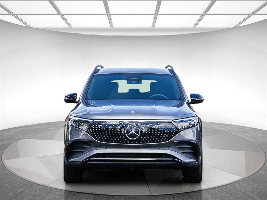 Used 2024 Mercedes-Benz EQB 300 4MATIC image 6