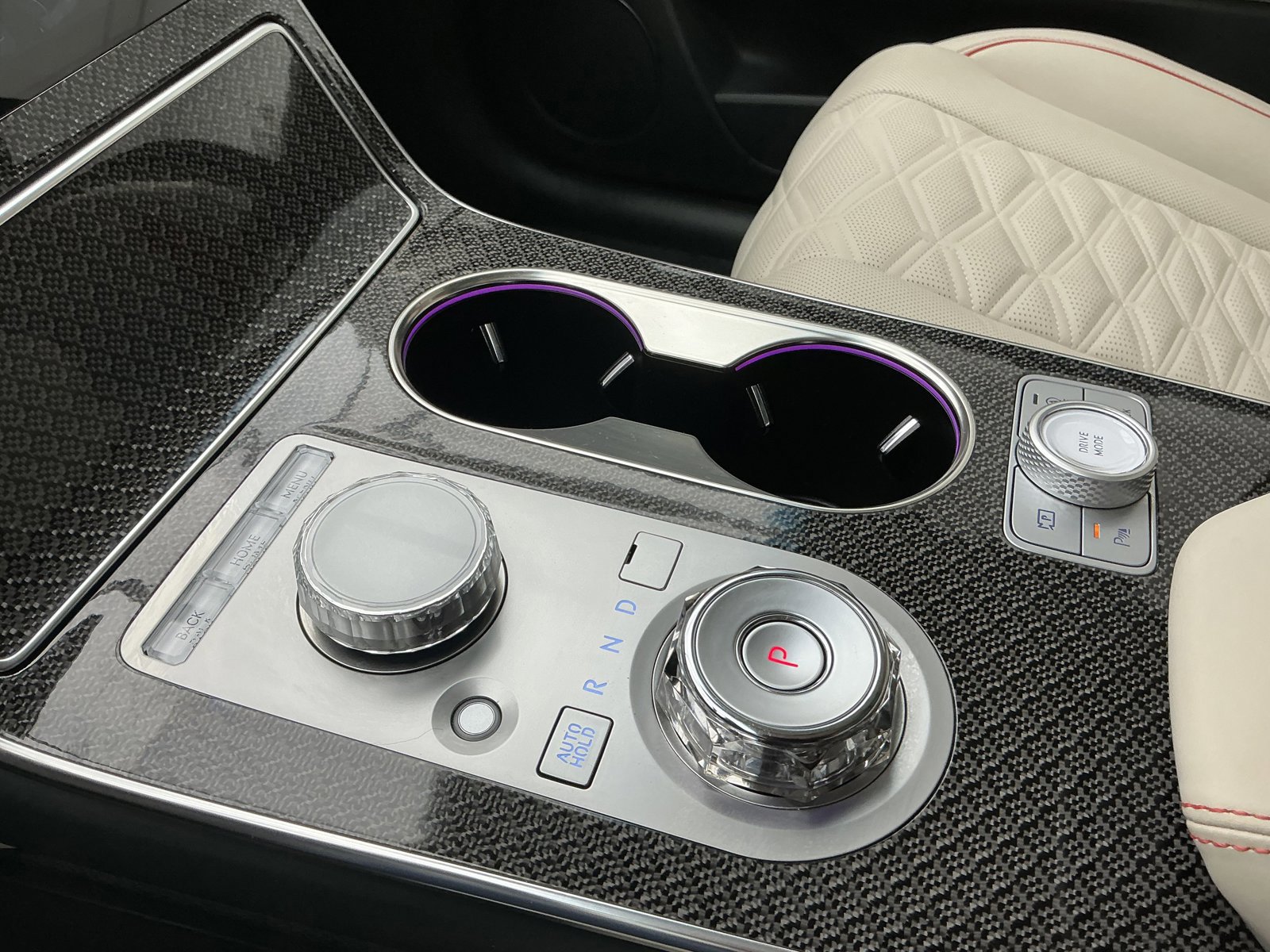 Used 2025 Genesis GV80 3.5T e-SC image 13