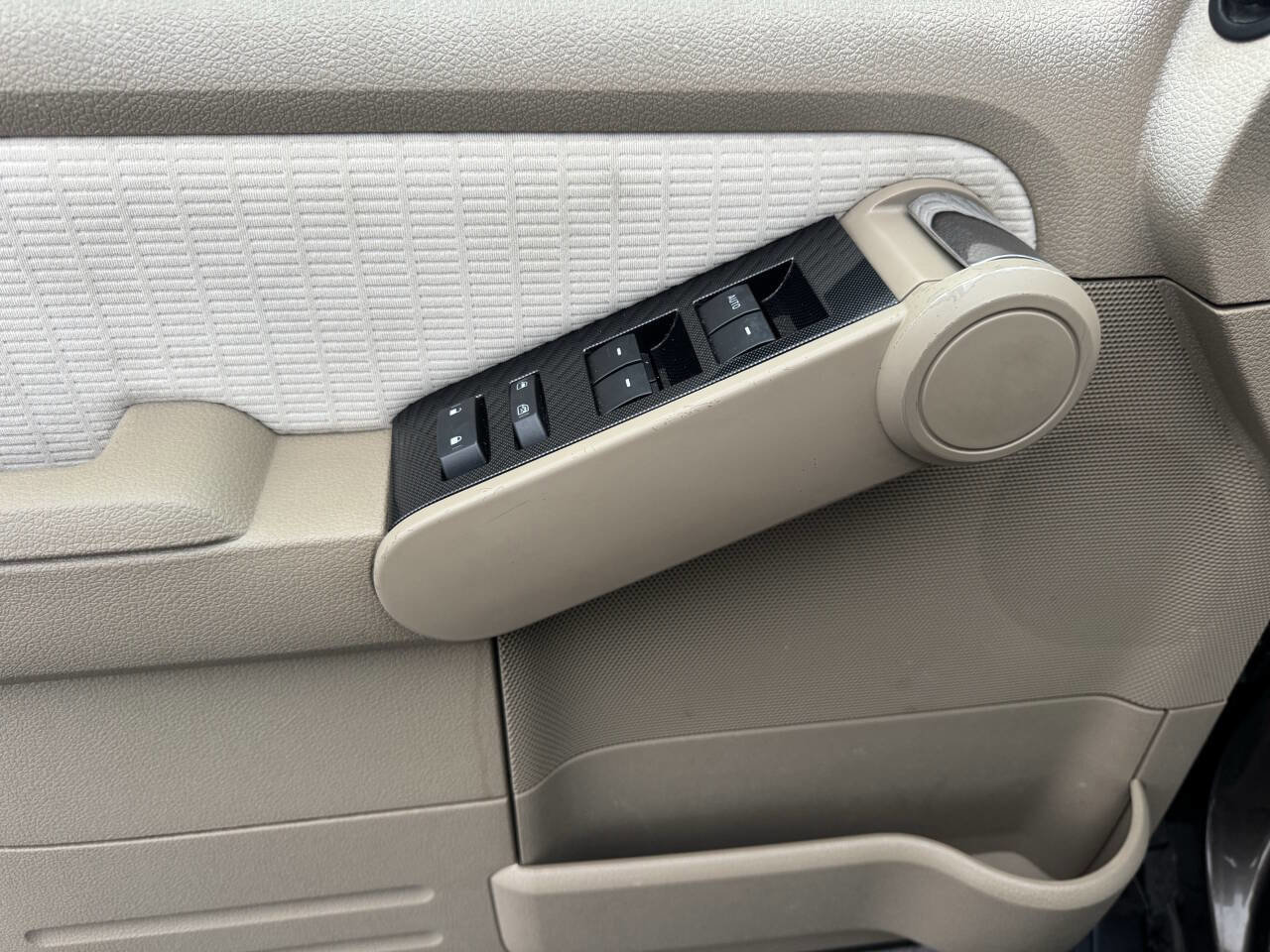 Used 2008 Ford Explorer Sport Trac XLT image 18