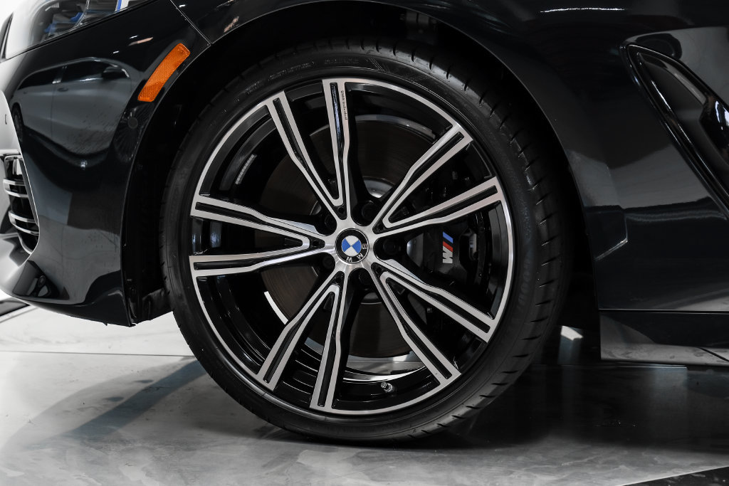 Used 2025 BMW 840i w/ M Sport Professional Package RWD image 59
