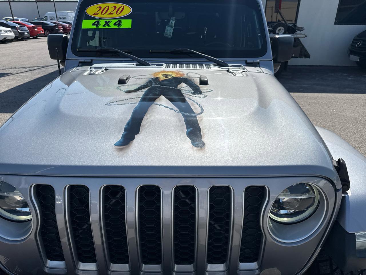 Used 2020 Jeep Gladiator Overland AWD/4WD image 4