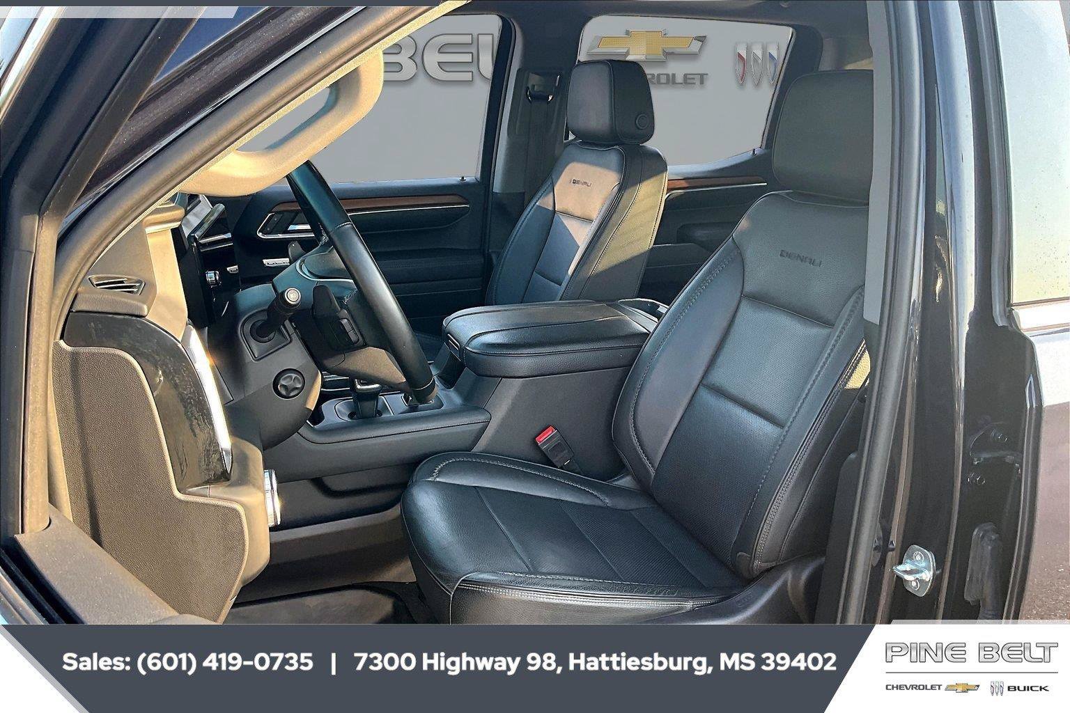 Used 2023 GMC Sierra 1500 Denali w/ Denali Reserve Package RWD image 19