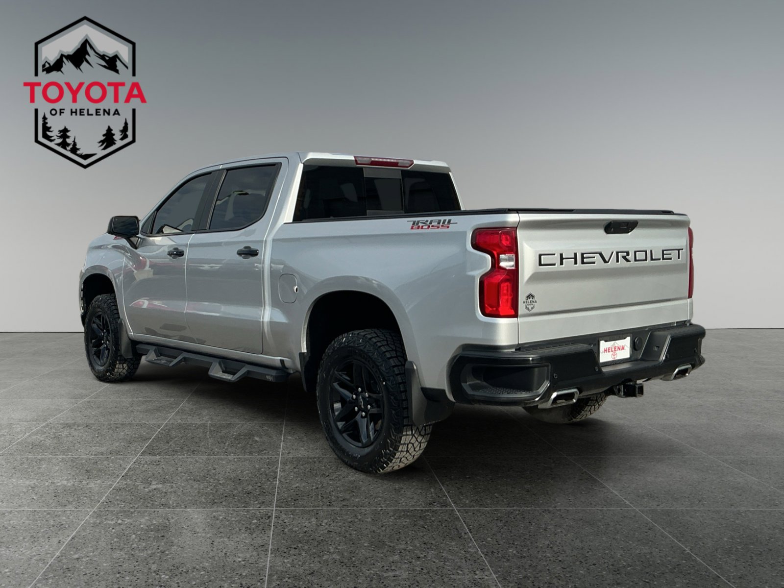 Used 2020 Chevrolet Silverado 1500 LT Trail Boss AWD/4WD image 3