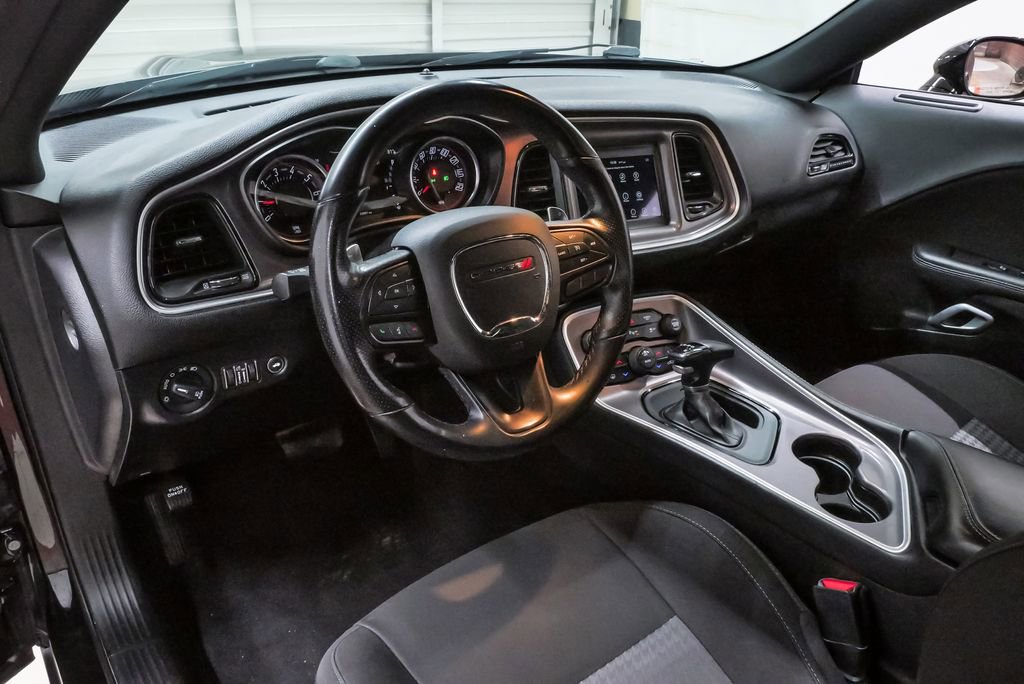 Used 2022 Dodge Challenger GT RWD image 2