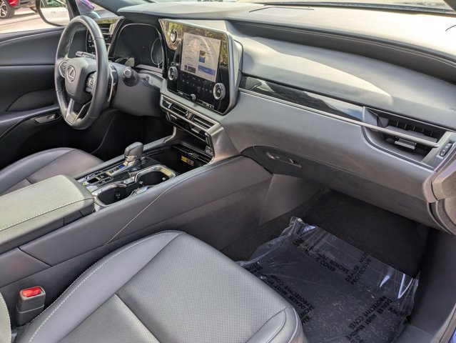 Used 2024 Lexus RX 350 FWD w/ Technology Package image 21