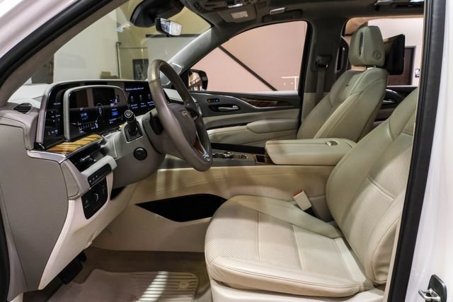 Used 2021 Cadillac Escalade ESV Sport Platinum RWD image 4