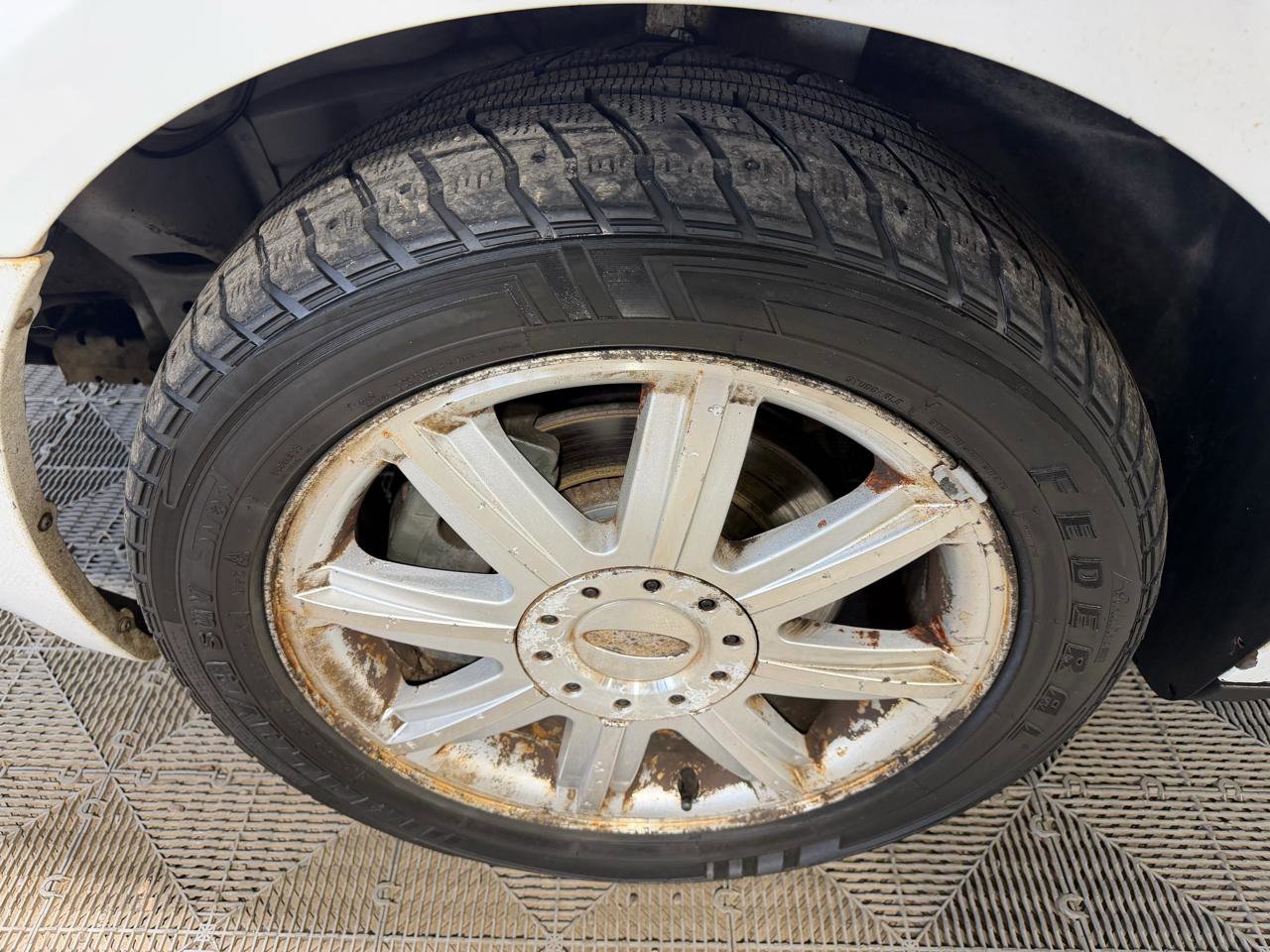 Used 2006 Ford Five Hundred Limited image 22