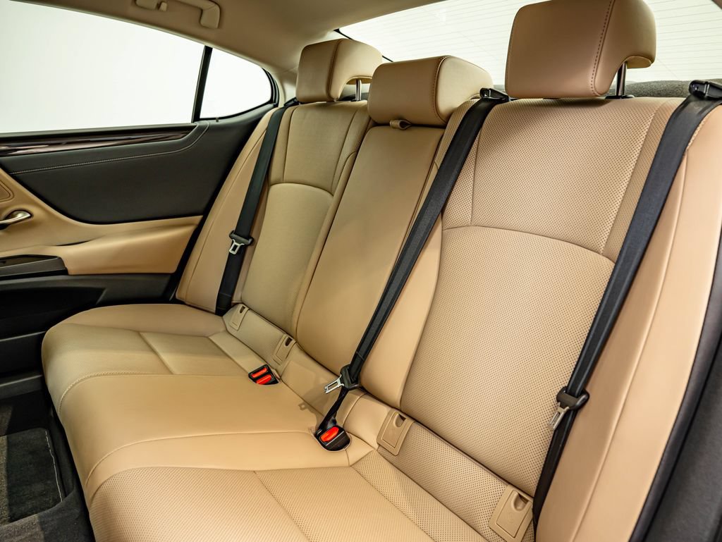 Used 2019 Lexus ES 350 w/ Premium Package FWD image 37