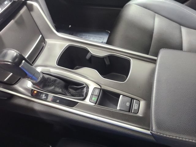 Used 2018 Honda Accord Sport image 28