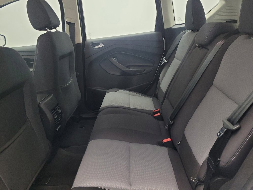 Used 2017 Ford C-MAX SE image 18