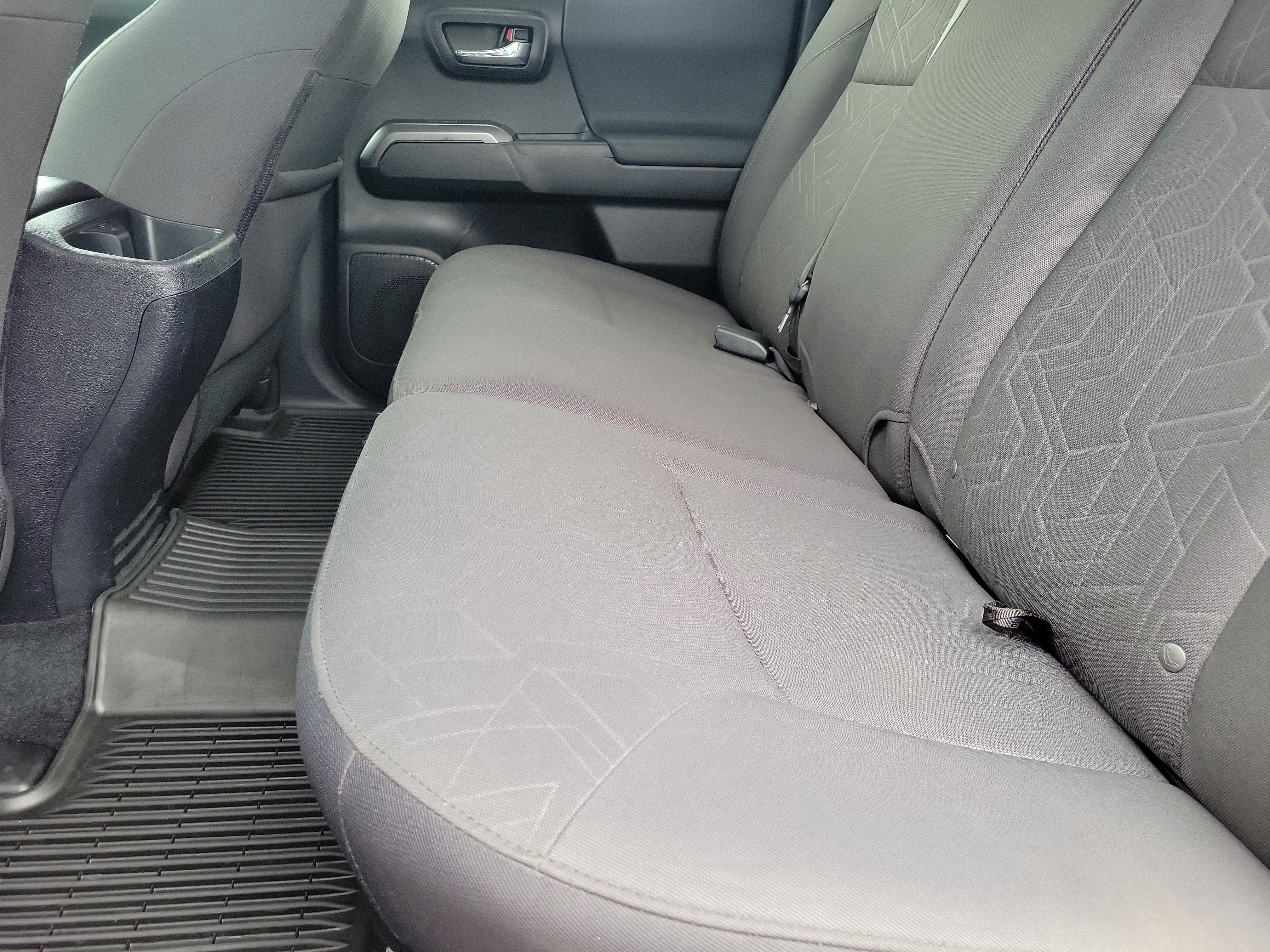 Used 2019 Toyota Tacoma TRD Sport AWD/4WD image 11
