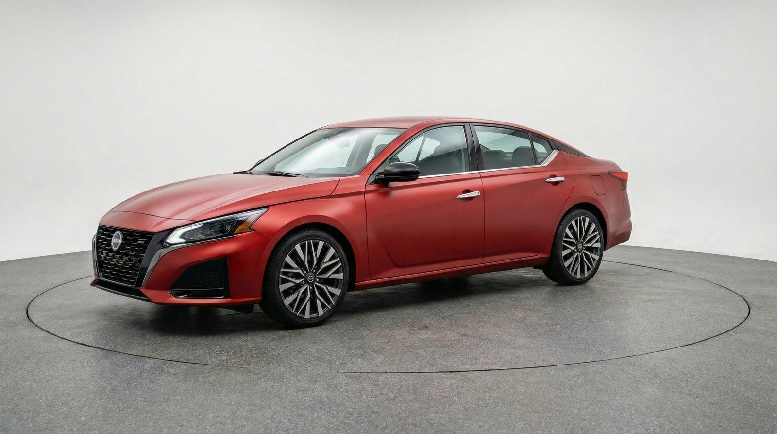 Used 2025 Nissan Altima 2.5 SV image 3