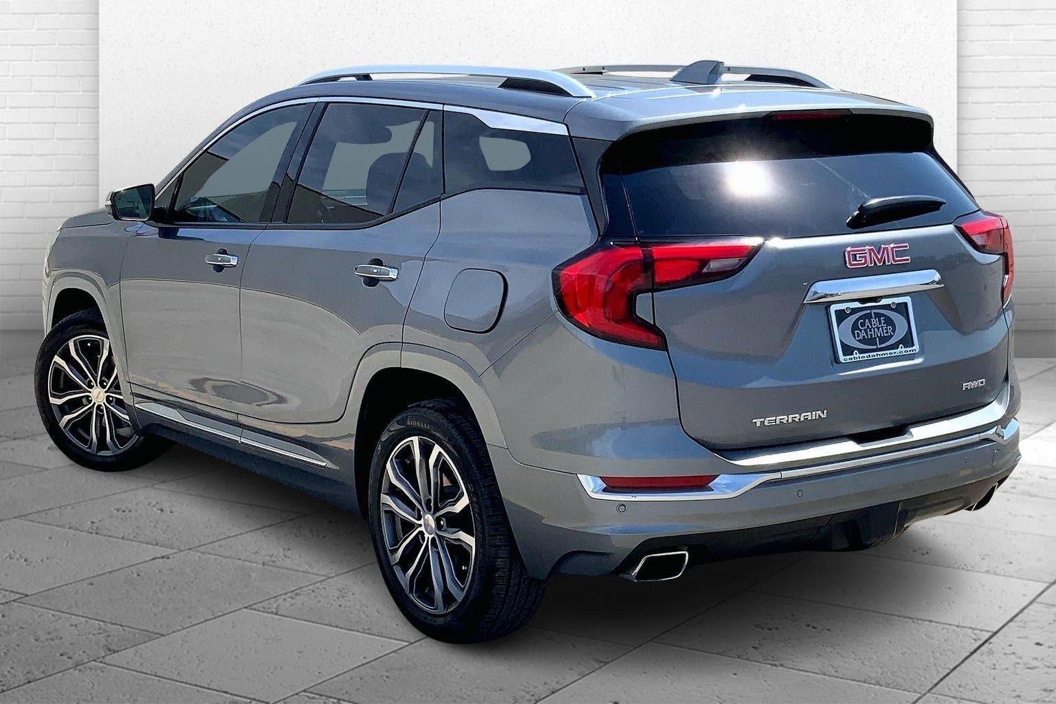 Used 2019 GMC Terrain Denali w/ Comfort Package AWD/4WD image 10