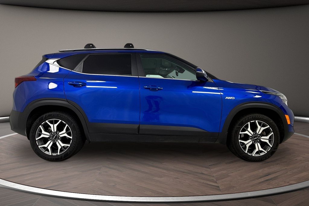 Used 2023 Kia Seltos EX AWD/4WD image 8
