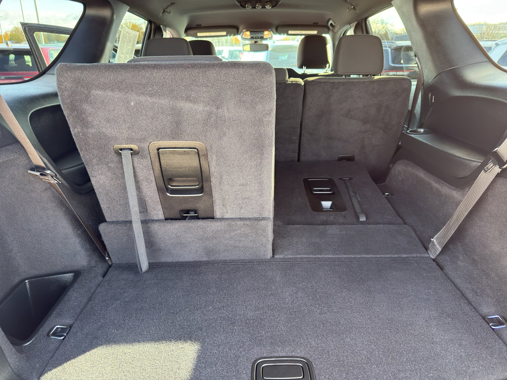 Used 2025 Dodge Durango GT w/ Blacktop Package image 38