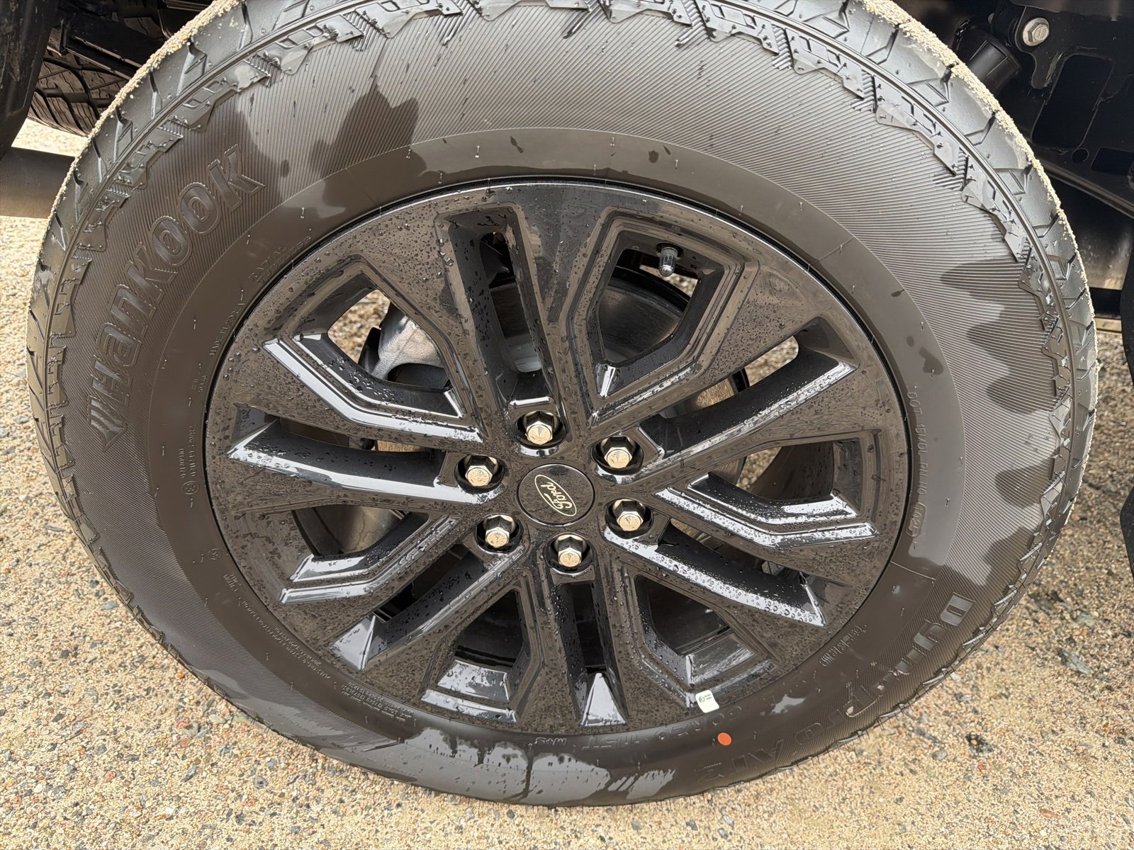 New 2025 Ford F150 Lariat w/ Equipment Group 501A Mid image 9