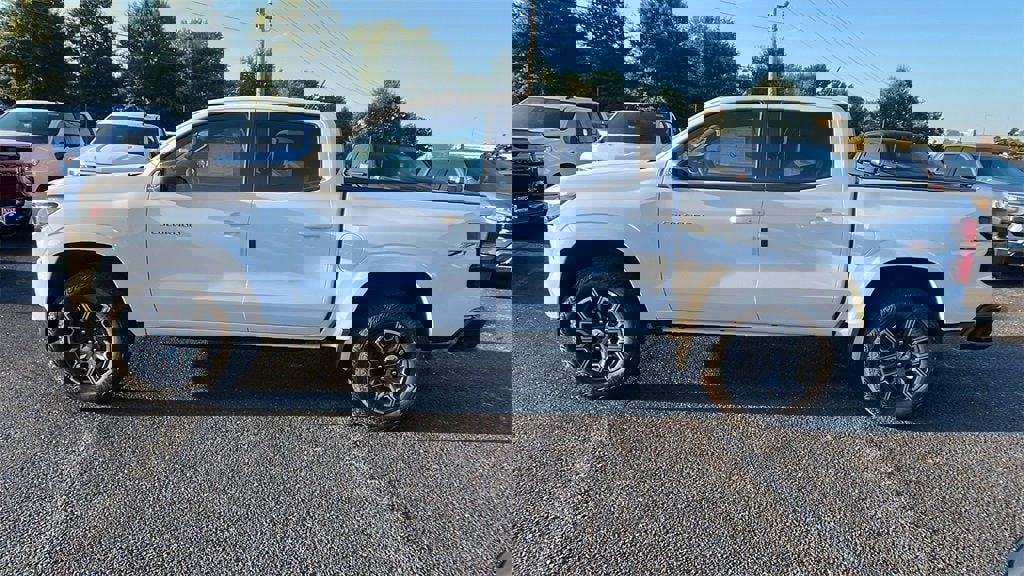 New 2026 Chevrolet Colorado Z71 w/ Z71 Convenience Package 2 image 8