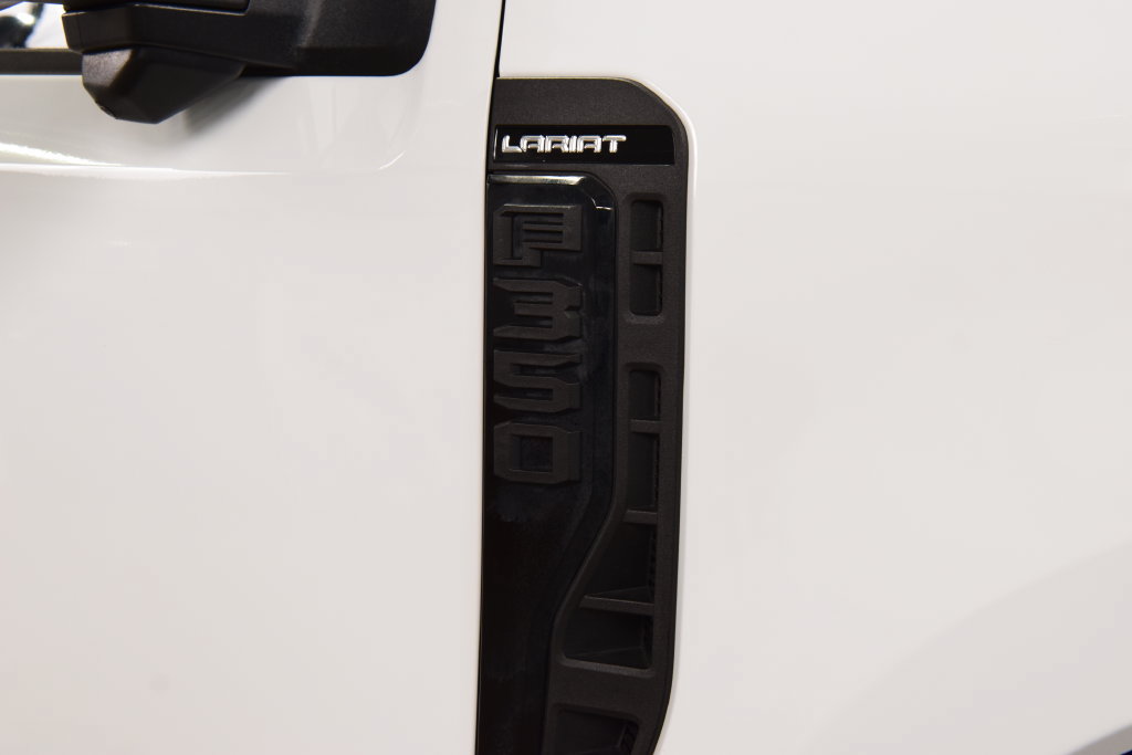 Used 2024 Ford F350 Lariat w/ Lariat Ultimate Package AWD/4WD image 13