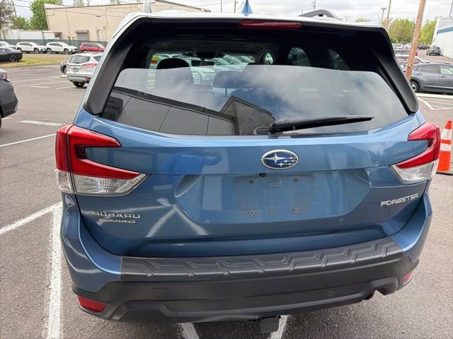 Used 2023 Subaru Forester Limited AWD/4WD image 7