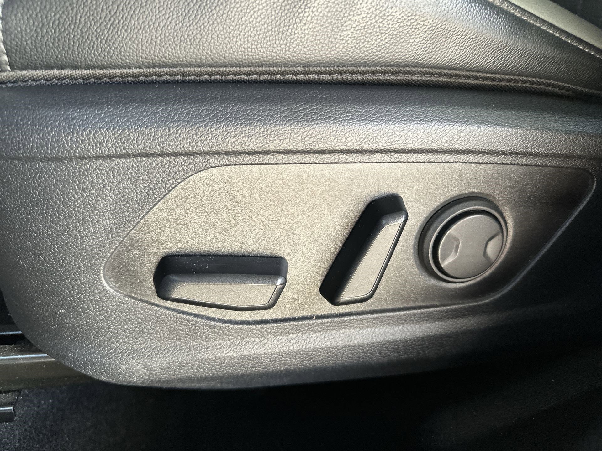 Used 2023 Kia Sportage X-Line w/ X-Line Premium Package image 14