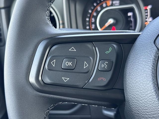 New 2025 Jeep Gladiator Mojave w/ Convenience Group image 23