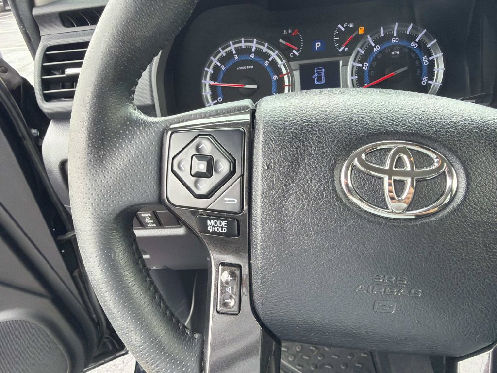 Used 2017 Toyota 4Runner TRD Off-Road AWD/4WD image 24