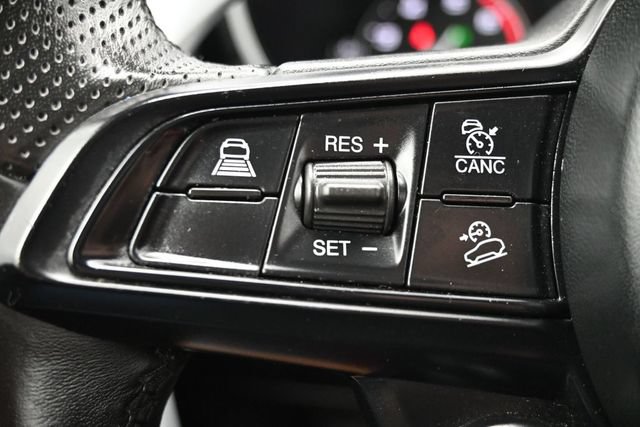 Used 2023 Alfa Romeo Stelvio Veloce AWD/4WD image 18