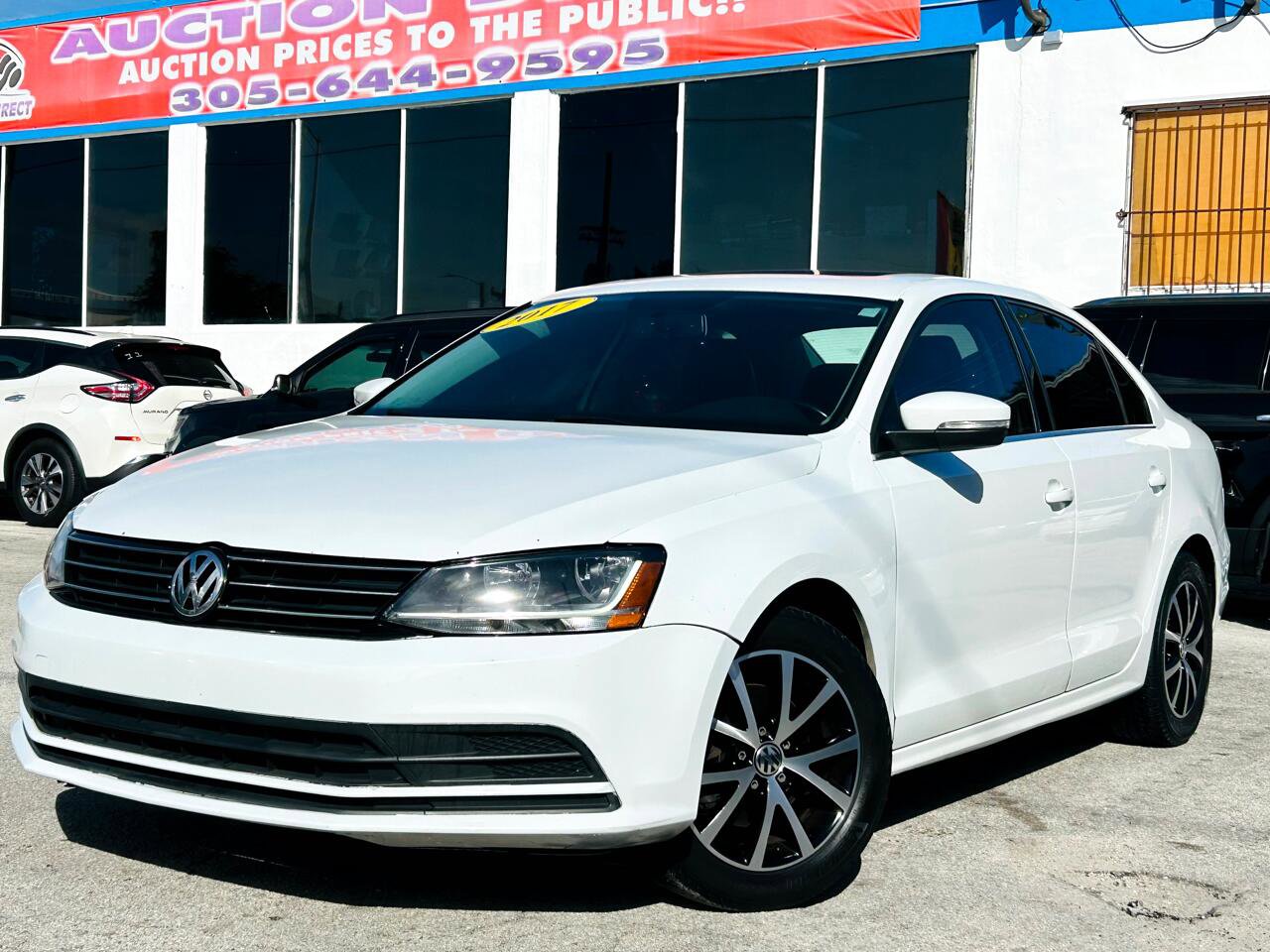 Used 2017 Volkswagen Jetta SE image 1
