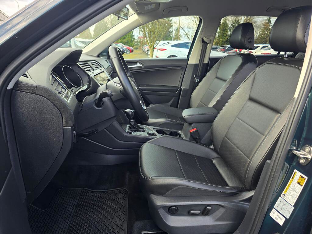 Used 2019 Volkswagen Tiguan SE w/ 3rd Row Seat Package image 13