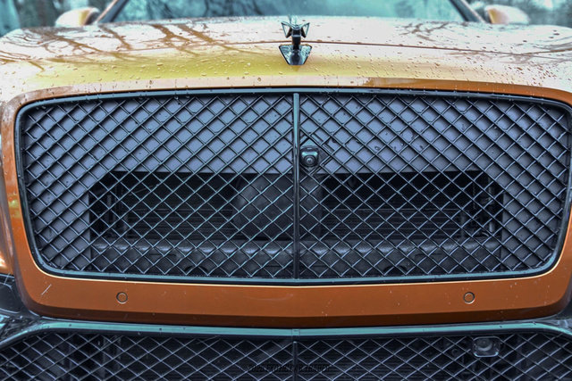 Used 2024 Bentley Flying Spur W12 image 40