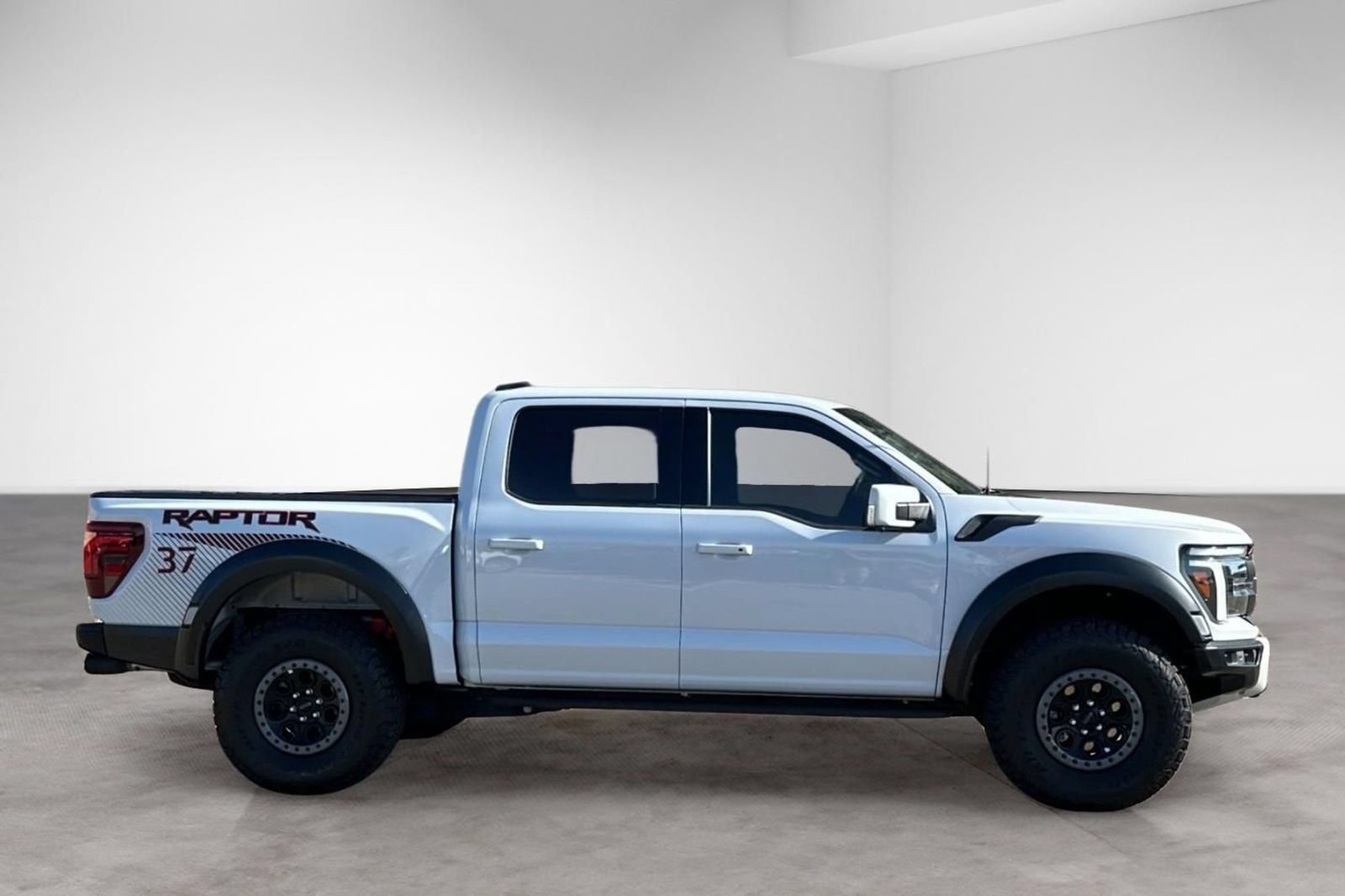Used 2025 Ford F150 Raptor AWD/4WD image 7