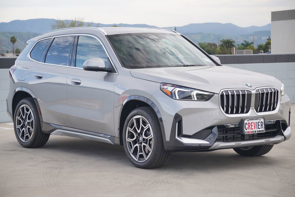 New 2026 BMW X1 xDrive28i w/ Convenience Package image 3