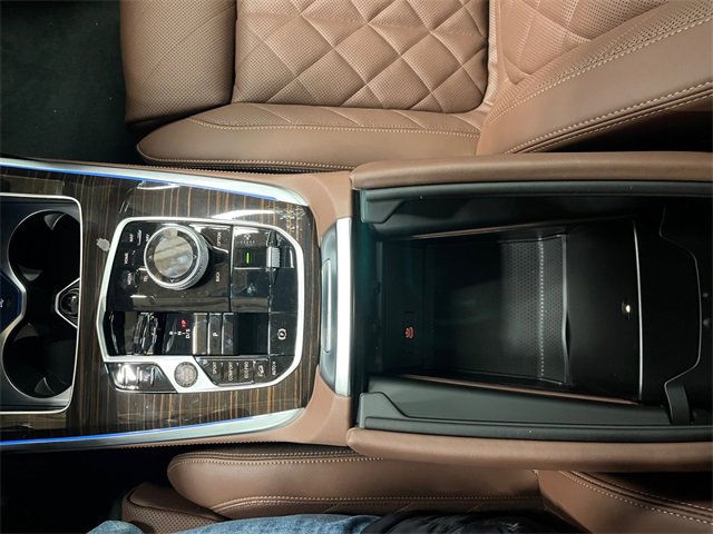 New 2026 BMW X7 xDrive40i w/ Premium Package image 28