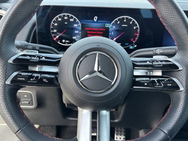 Used 2025 Mercedes-Benz GLB 250 image 24