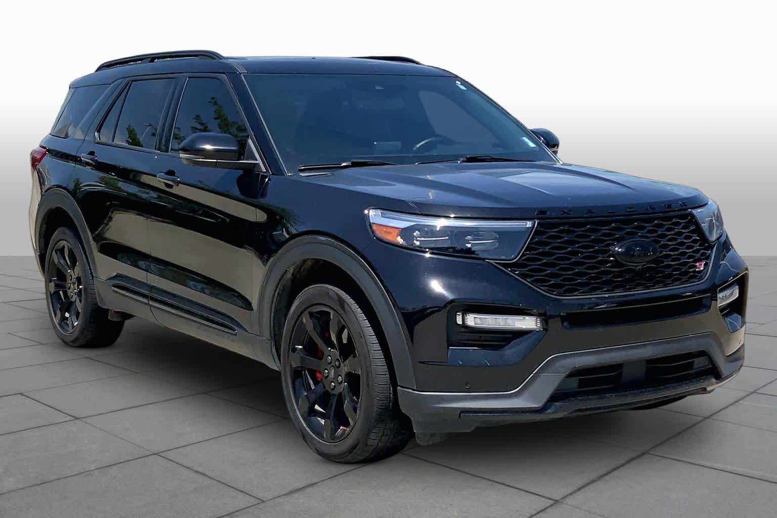 Used 2023 Ford Explorer ST w/ Equipment Group 401A AWD/4WD image 2