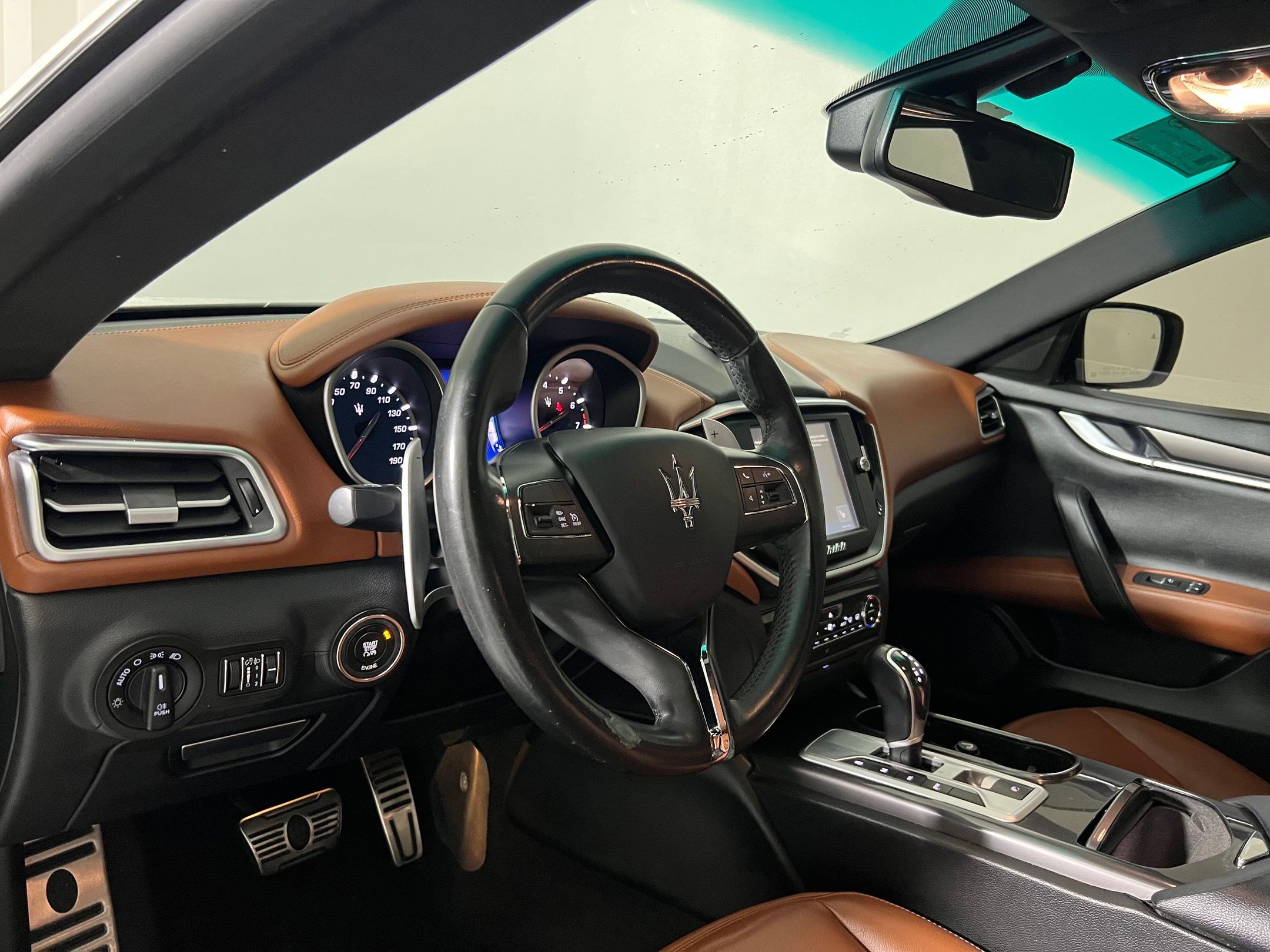 Used 2016 Maserati Ghibli image 4